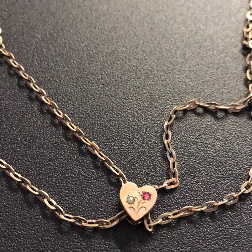 Silver chain necklace with Ruby and pearl
